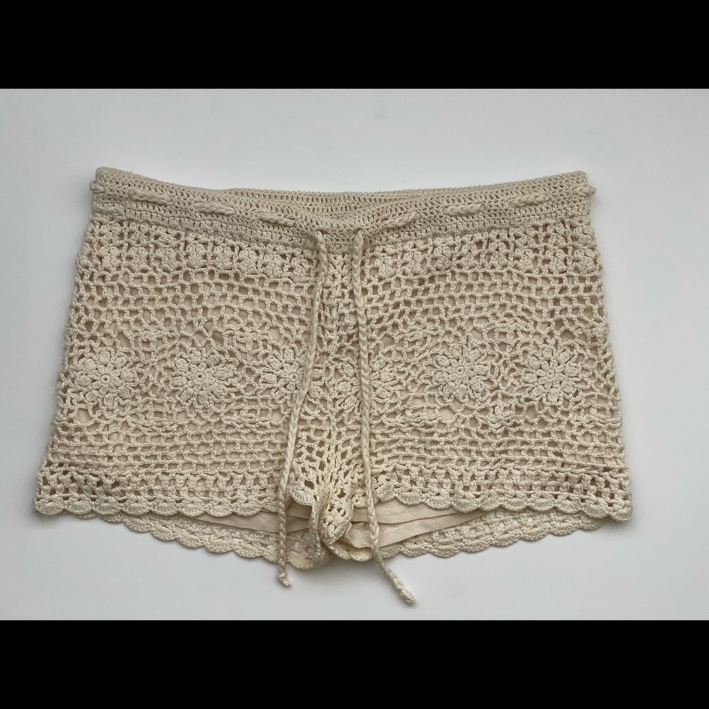 Crochet Shorts, size Medium